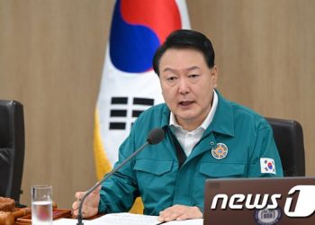 윤 대통령 “잼버리 비상대책반 가동”…한 총리 “허점 없어야”