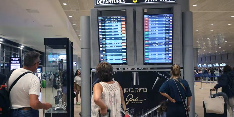 팔레스타인 하마스, 이스라엘 벤구리온 공항에 로켓 발사