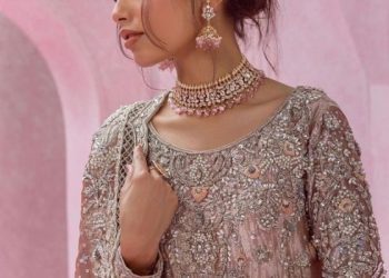 “72년 금기 깼다”…완벽 미모 24세女, 국제 미인대회 참가에 ‘발칵’