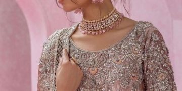 “72년 금기 깼다”…완벽 미모 24세女, 국제 미인대회 참가에 ‘발칵’