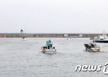 북한인 4명, 소형 목선 타고 강원도 속초 해상으로 귀순