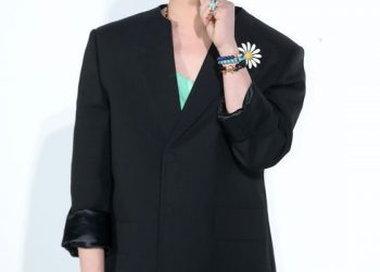 지드래곤, 마약 혐의 입건…YG “소속 가수 아니어서 대응 어려워”