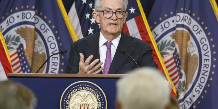 FOMC 금리 22년 만에 최고 수준 ‘동결’…”비둘기로 기울었다”