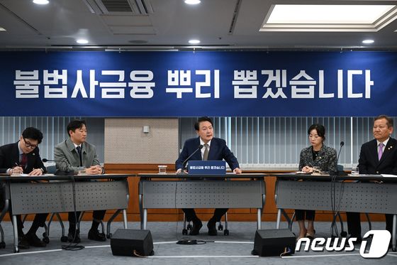 윤 대통령 지지율 2%p↑ 36%…국힘 3%p 오른 37%, 민주 34%
