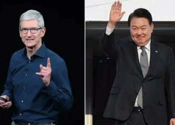 윤 대통령, 팀 쿡 애플 CEO 접견…”한번 뵙고 싶었다” 악수