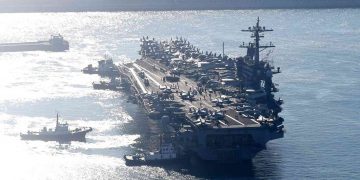 北 ‘위성’ 예고 속 美항모 ‘칼 빈슨’ 부산 입항… “확장억제 행동화”