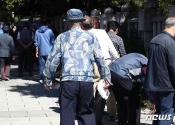 고령인구, 2025년 1000만명 돌파…2050년 40%가 ’65세 이상’