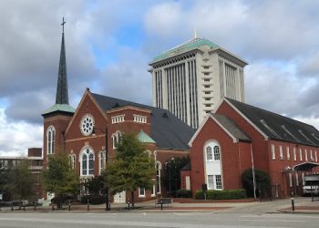 몽고메리 남성 기독학교, 100만불 상금 받았다