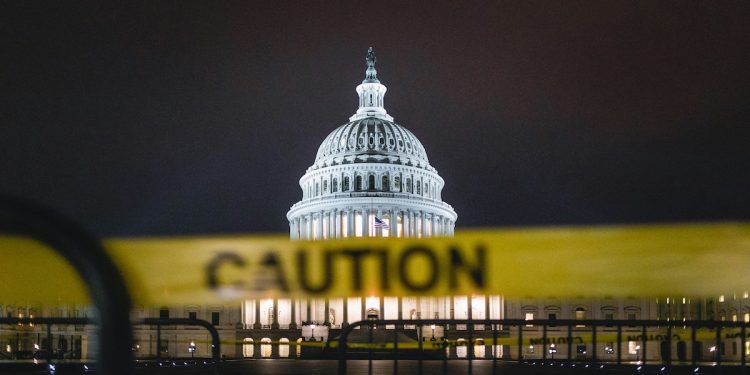 미국은 헌법 위기 상황에 놓여있는가