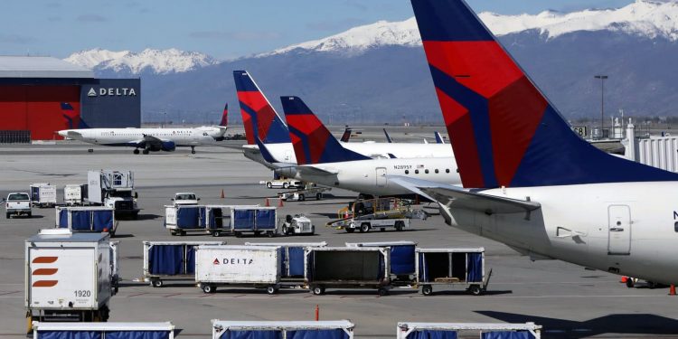 美 유타주 공항서 여객기 엔진 들어간 남성 사망