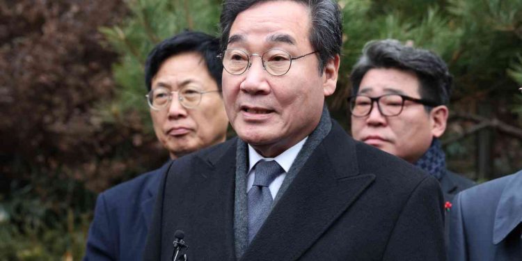 이낙연, 신당 창당 발기인 모집 등 준비 작업 돌입…당명도 고심