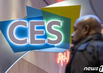 AI 기술에 눈이 ‘번쩍’…삼성·LG전자 ‘최대 가전쇼’ 홀린다[CES 2024]