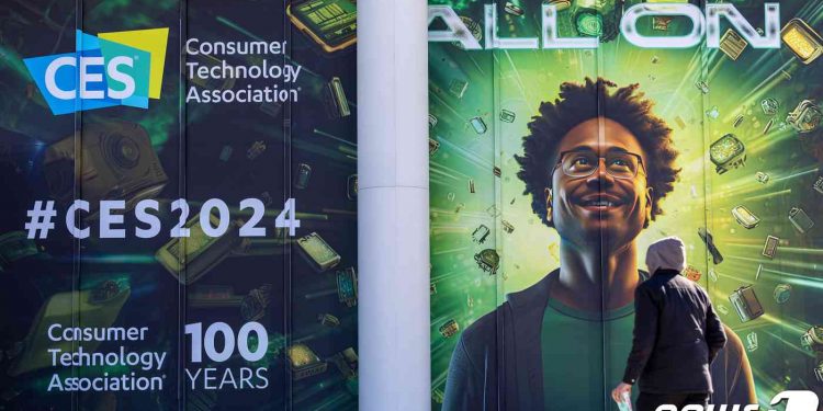 세계 최대 IT쇼 ‘CES 2024’ 개막…4200개사 AI 들고 집결