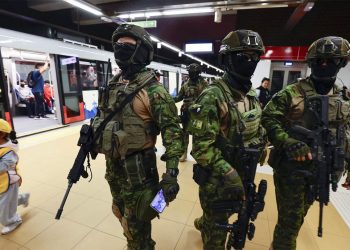 에콰도르 韓대사관도 신변 안전 당부…”유사 테러 이어질 가능성”