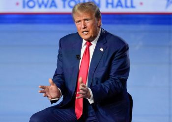 트럼프 “부통령 후보 정해놨다…나토는 유럽 태도에 달려”