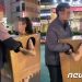 “난 자연산 D컵, 만져 보세요” 홍대 박스녀, 결국 검찰행…공연음란 혐의
