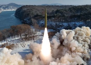 “평양~서울 1분”…北 고체연료 극초음속 3형, 한미일 방공망 흔들기