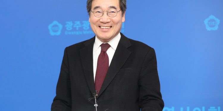 신당 호남 비판 여론에 이낙연 “정권이 재판받는 사람 두려워 안해”