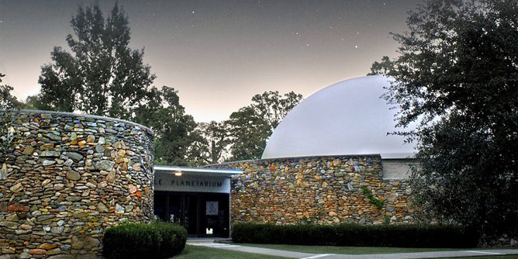 W.A. 게일 천문관, 27일 재개관 기념 무료 행사 개최