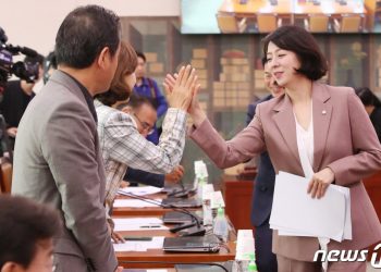 ‘괴한에 피습’ 배현진은 아나운서 출신 국민의힘 초선