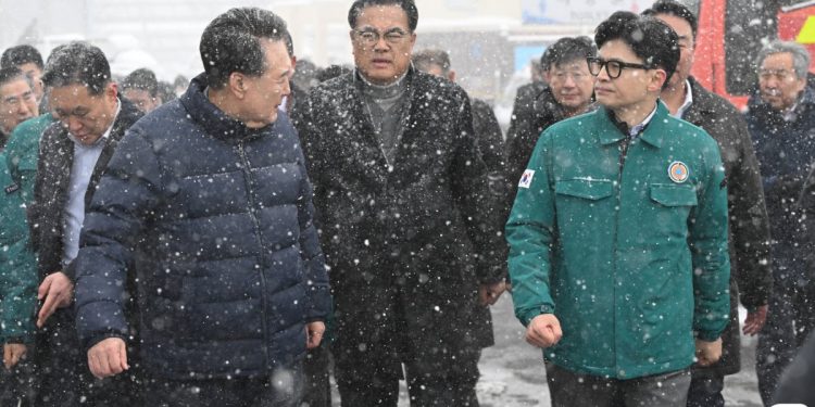 한동훈으로 빠르게 재편되는 여당…공천 갈등은 잠복