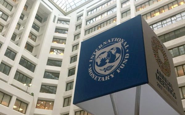 IMF, 올해 韓 성장률 2.2%→2.3% 상향…내년은 2.3% 유지