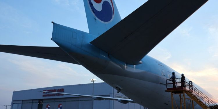 대한항공 지난해 매출 14.6조 ‘사상 최대’…영업이익률 10.9%