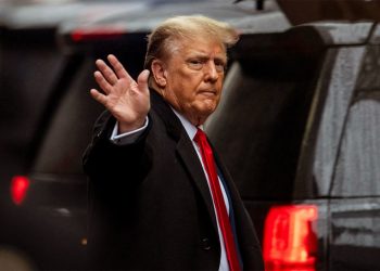 트럼프, 7개 경합주 ‘우세’지만…유죄 땐 판세 뒤집어진다