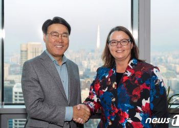 최정우 포스코회장, 호주 자원장관 만나 친환경 미래사업 협력 논의