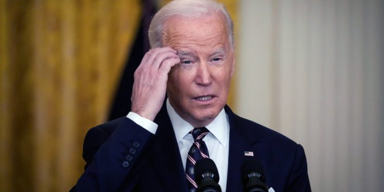 바이든, 마크롱 이름 헷갈리더니 이번엔 하마스 까먹어 ‘곤혹’