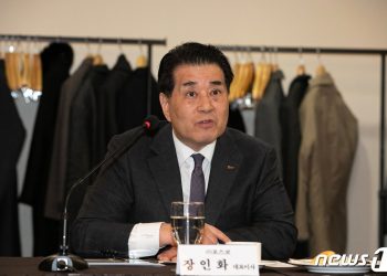 순혈주의 깨나 싶더니 ‘정통 포스코맨’…장인화 낙점 배경