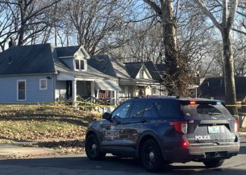 생후 1개월 아기를 오븐에 넣은 엄마…옷·기저귀 녹은 채 사망 ‘참혹’