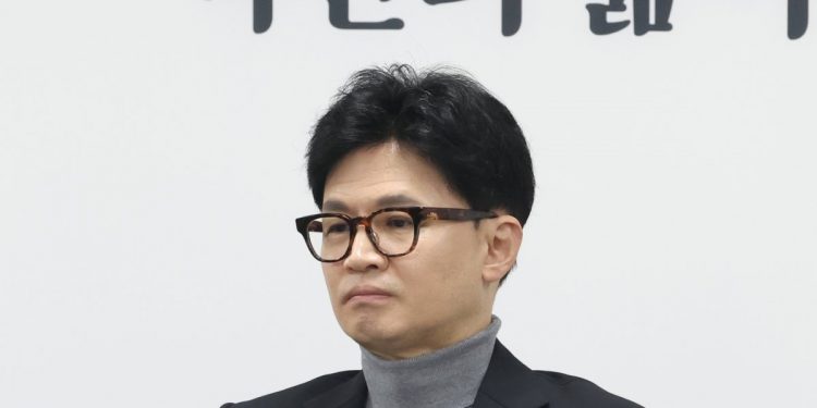한동훈 영화 ‘건국전쟁’ 관람…”이승만 농지개혁 대한민국 결정적 장면”