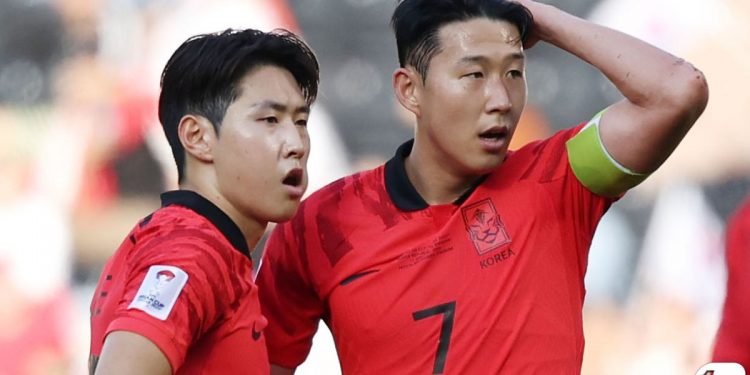 “손흥민 현타 올 듯” “이강인, 캡틴에게 감히?”…대표팀 불화설에 SNS ‘시끌’