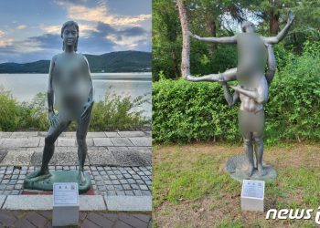 ‘산책로인데 낯뜨겁네’…경주 보문단지 나체 조각상 결국 철거