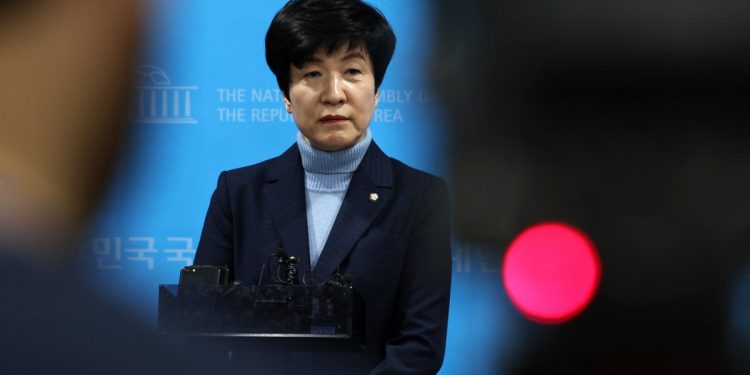 4선 김영주 부의장, 민주당 탈당…”이재명 사당 전락”