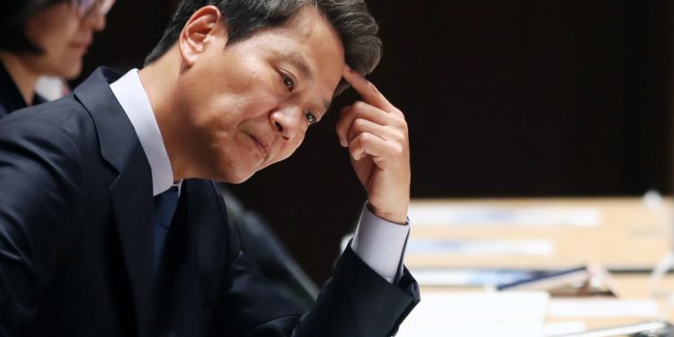 임종석 공천 배제로 루비콘강 건넌 친문vs친명…막후엔 이재명