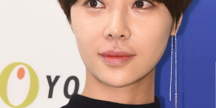황정음, 남편 이영돈과 결혼 8년 만에 파경…”혼인 유지 어려워 이혼소송 중”