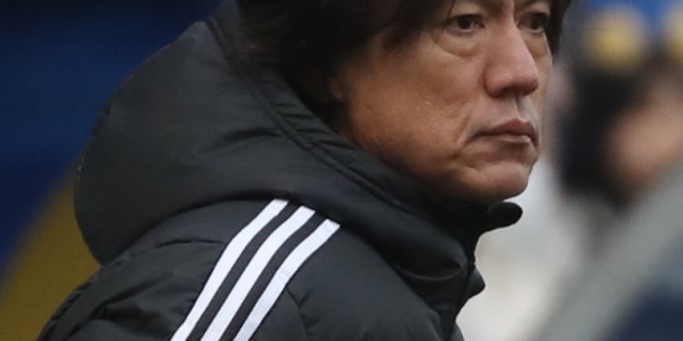 승리에도 만족 못하는 홍명보 감독 “경기력 불만스럽지만 곧 개선될 것”