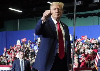 트럼프 대선출마 연방 대법 결정, 슈퍼 화요일 전날 결정될 듯