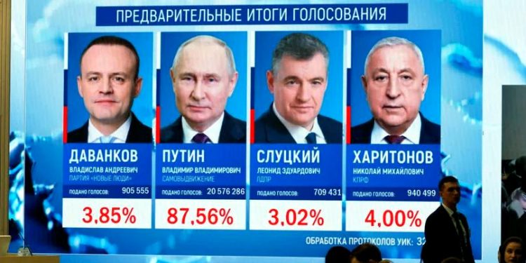 5선 ‘더 강해진 푸틴’…우크라 전쟁 ‘올인’, 내부 탄압은 ‘가혹'[