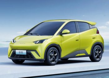 단돈 1300만원 BYD 전기차 ‘시걸’에 전세계가 긴장