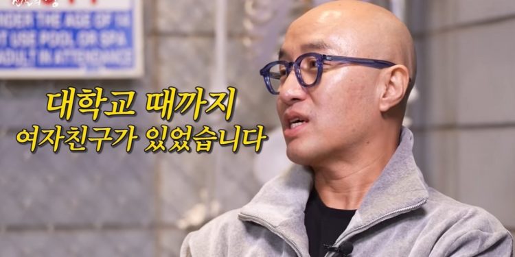 홍석천 “대학 때까지 여친 있었다…성 정체성 찾은 후 남자만 좋아했다”