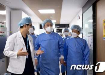 윤 대통령, 의료계에 “내년 의료예산 함께 논의” 제안