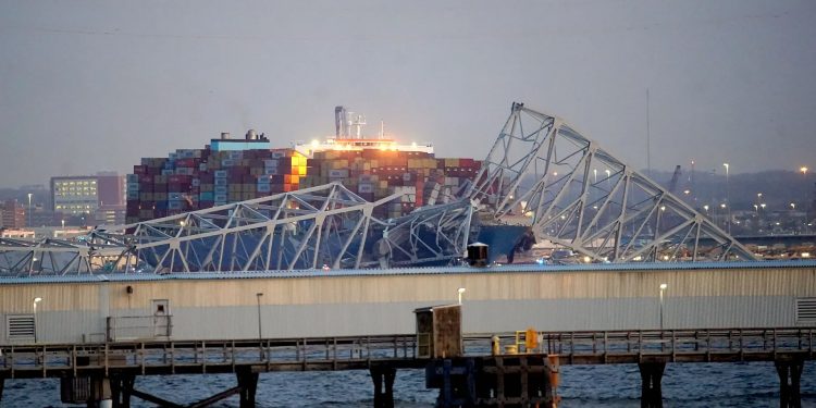 “9.11 테러 뒤 이런 소름 처음”…볼티모어 교량 붕괴에 주민들 ‘멘붕’