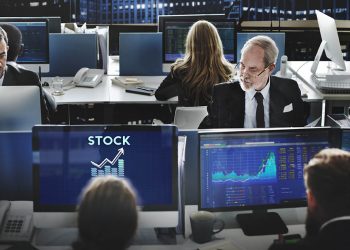 고금리에도 주가·코인 ‘불장’ 왜?…”나도 살걸” 포모 랠리