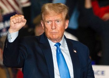 트럼프, 자산 압류 피할 1억7500만달러 공탁금 납부