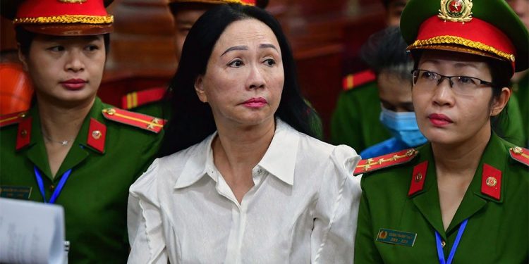 베트남, 17억원 금융사기친 부동산 재벌 쯔엉미란에 사형 선고