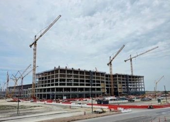 美서 격화하는 ‘파운드리 삼국지’…삼성·TSMC·인텔 ‘초격차 전쟁’