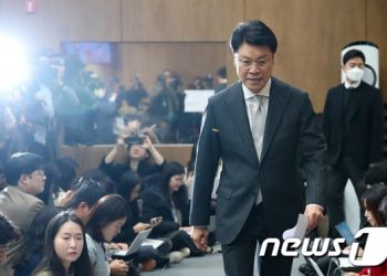 윤 대통령, 장제원 비서실장 기용 ‘결심’